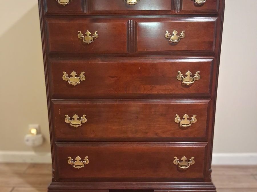 Main image 1