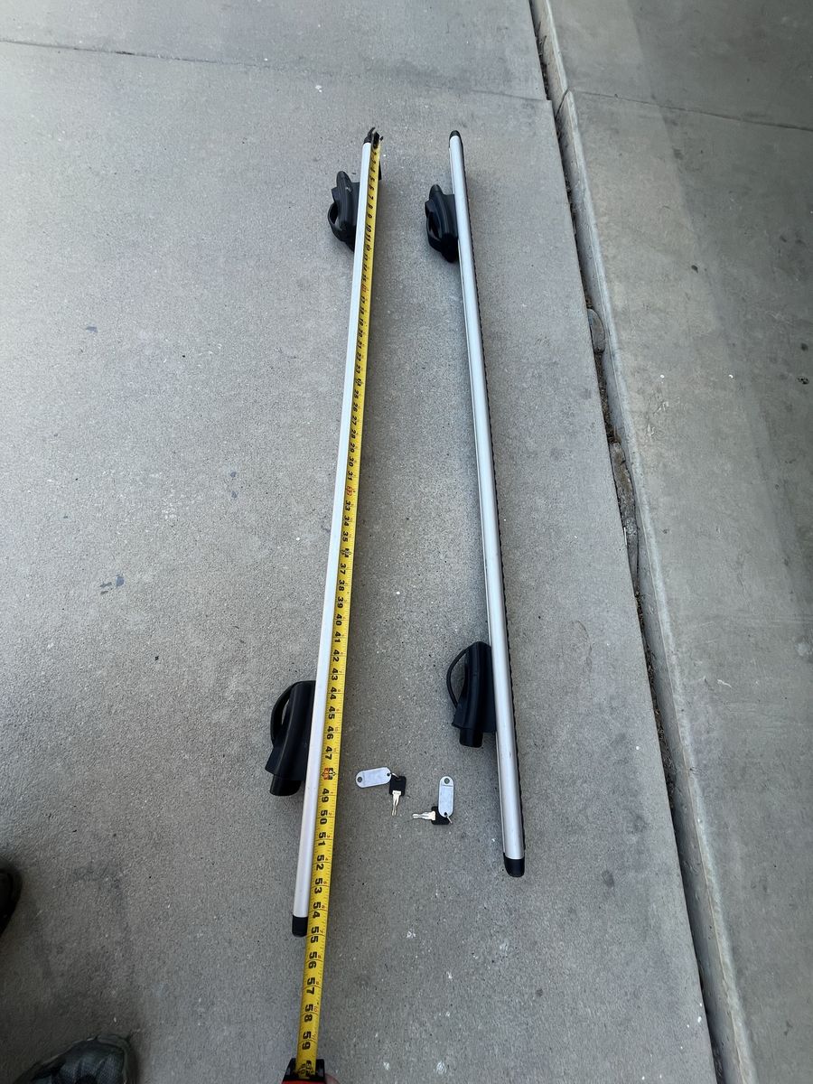 Thule Aeroblade Crossbars - 55”
