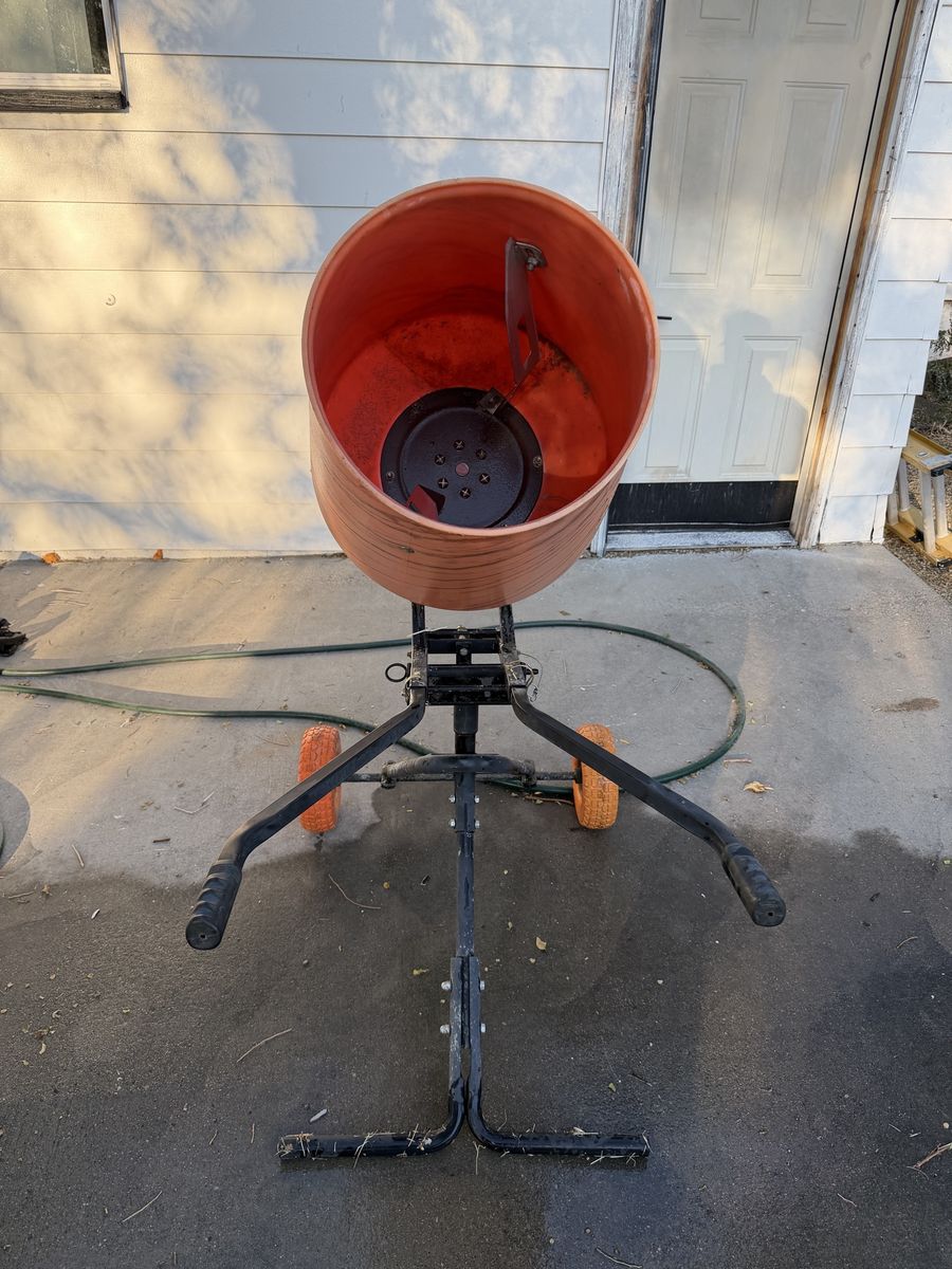 Kushlan 3.5 cu. ft. Electric Cement Mixer