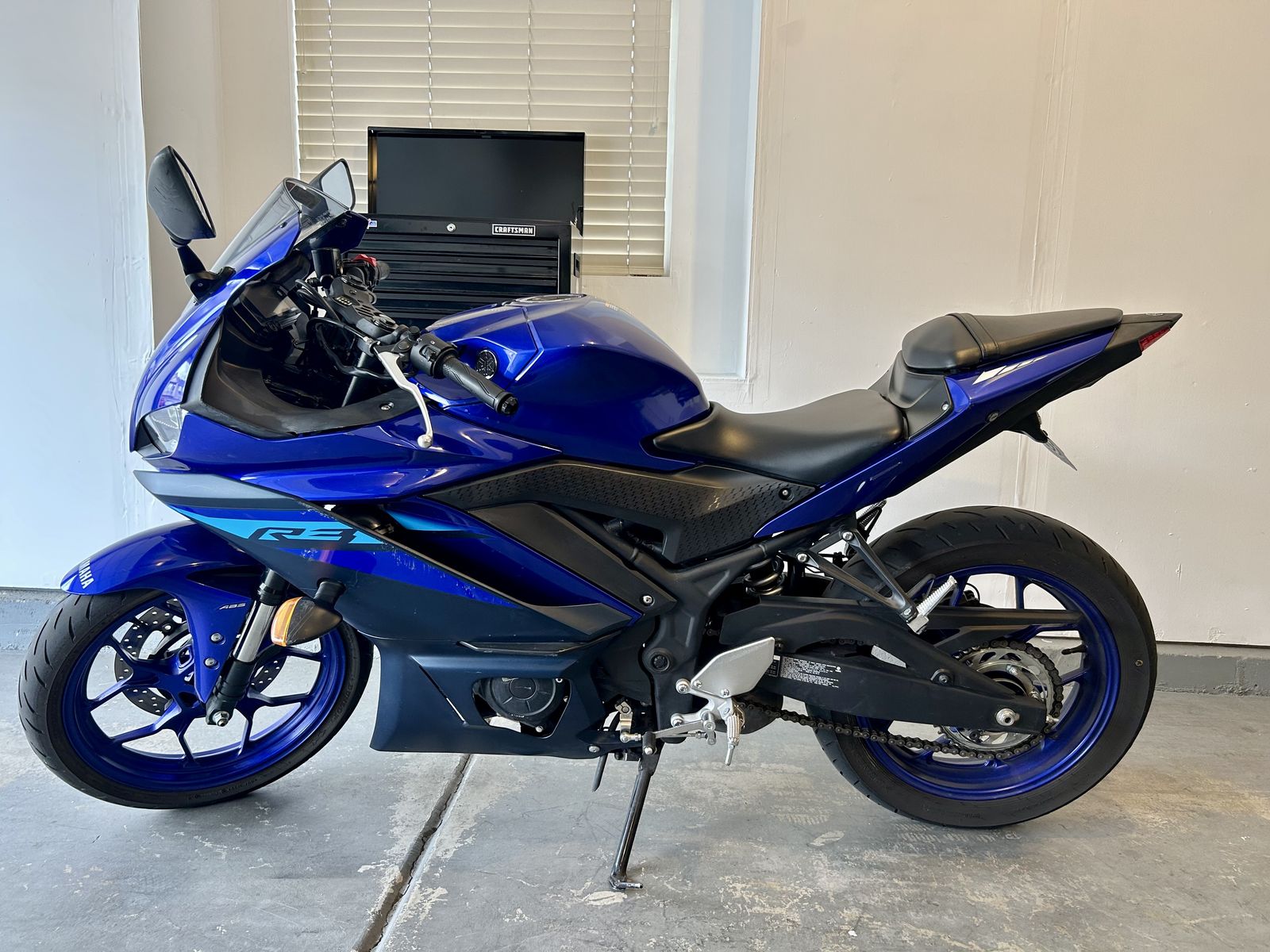 2024 Yamaha R3 Low Mikes
