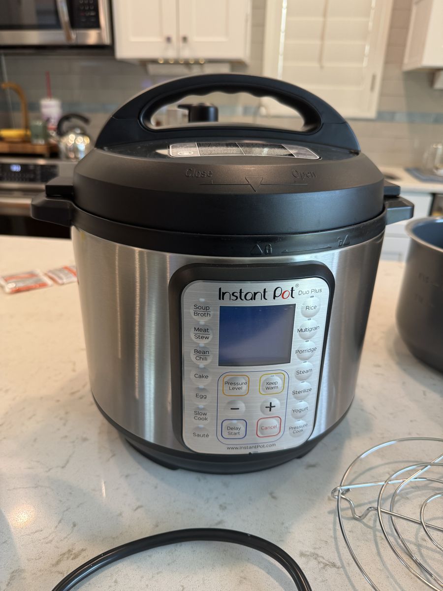 Instant Pot Duo Plus 60 6 Quart 9-in-1 Electric Pressure Cooker Multi-Cooker Stainless Steel