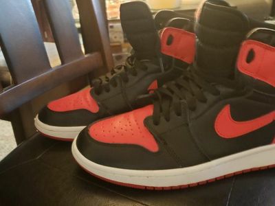 Genuine Nike Air Jordan 1 Black Red High-Top Sneakers (UsedExcellent)