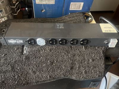 Power Strip Strip RS-1215 (12) Plug Ins