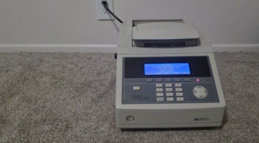Applied Biosystems GeneAmp PCR System 9700 Thermal