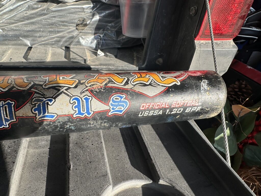 Miken Freak Plus Baseball / Softball Bat