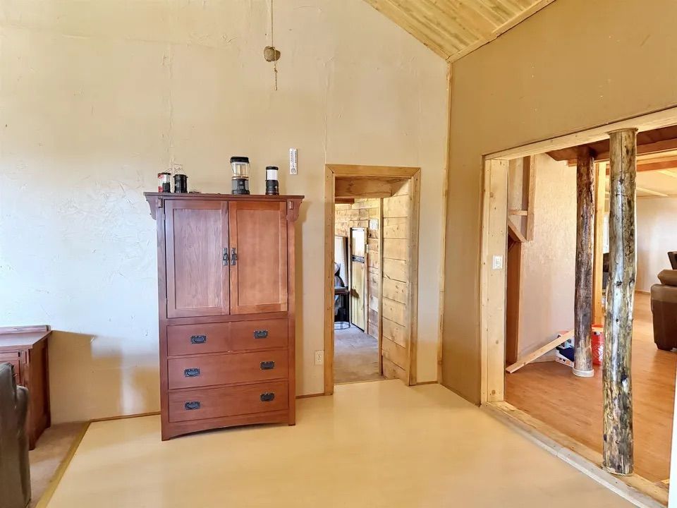 Main image 14