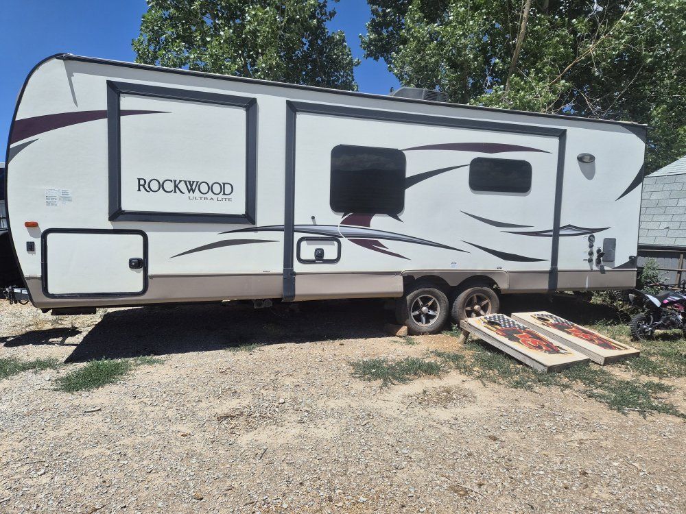 Rockwood Ultra Lite Travel Trailer - Well-Maintained, Spacious Interior, Ready for Adventure