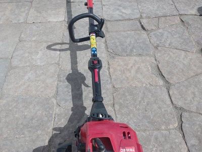 trimmer weed eater "Troy Bilt"