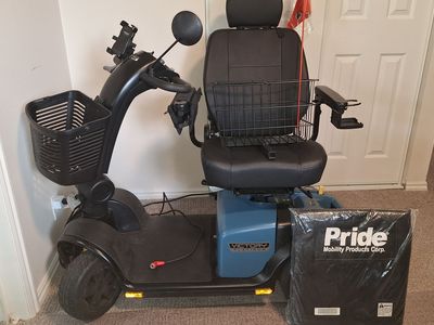 Pride Victory Platinum Mobility Scooter (like new)