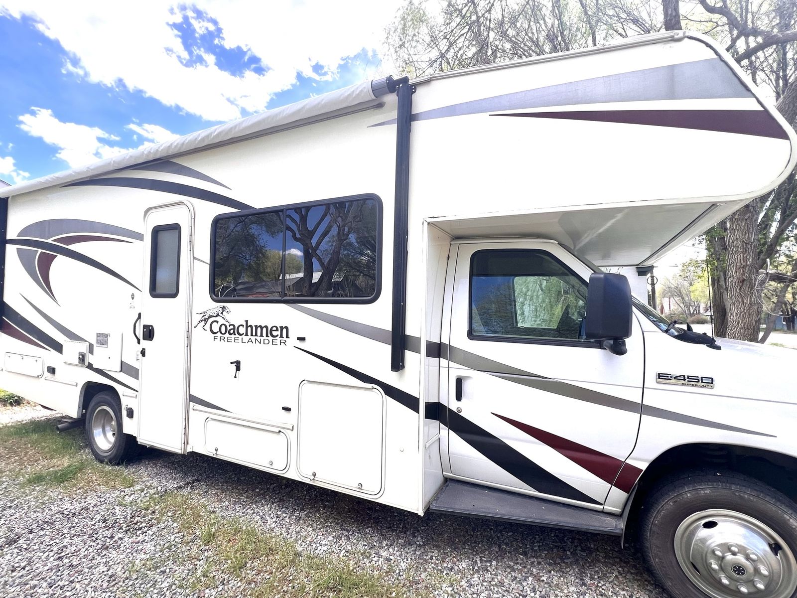 2018 Coachmen Freelander 26 DS