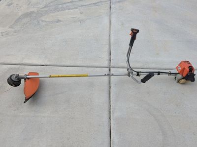 Stihl FS 70 C-E Gas String Trimmer / Brushcutter (Bike Handles + Extra Blades)