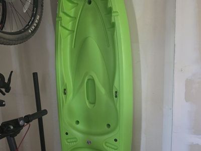 Lifetime Youth Wave Kayak - Model 90856 - 6ft - Bright Green