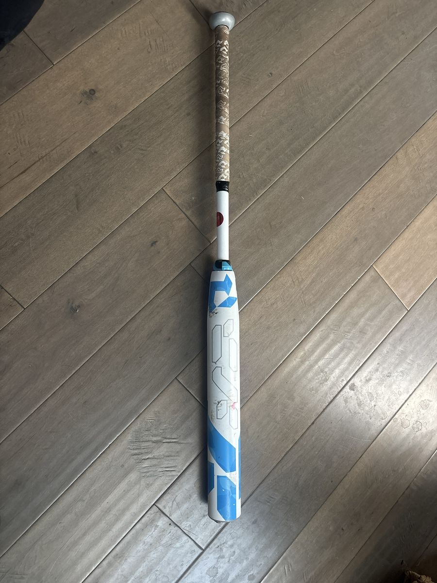 DeMarini CF -10 Fastpitch Softball Bat 34 inch 24 oz 