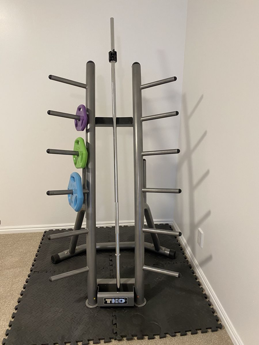 TKO 2.5kg, 5kg, 10kg Olympic Weight Plates & Vertical Plate Rack Set