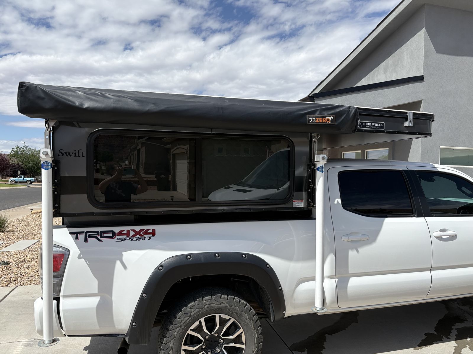 2023 Four-Wheel Swift Shell Model Camper