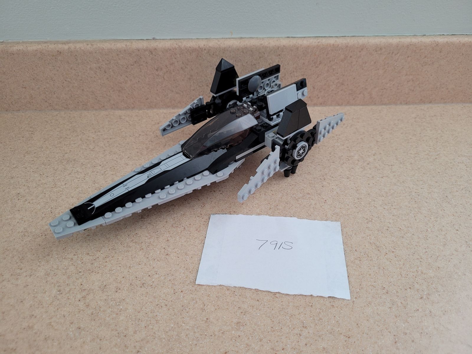 Lego Star Wars Imperial V-Wing Star Fighter-no minifigures