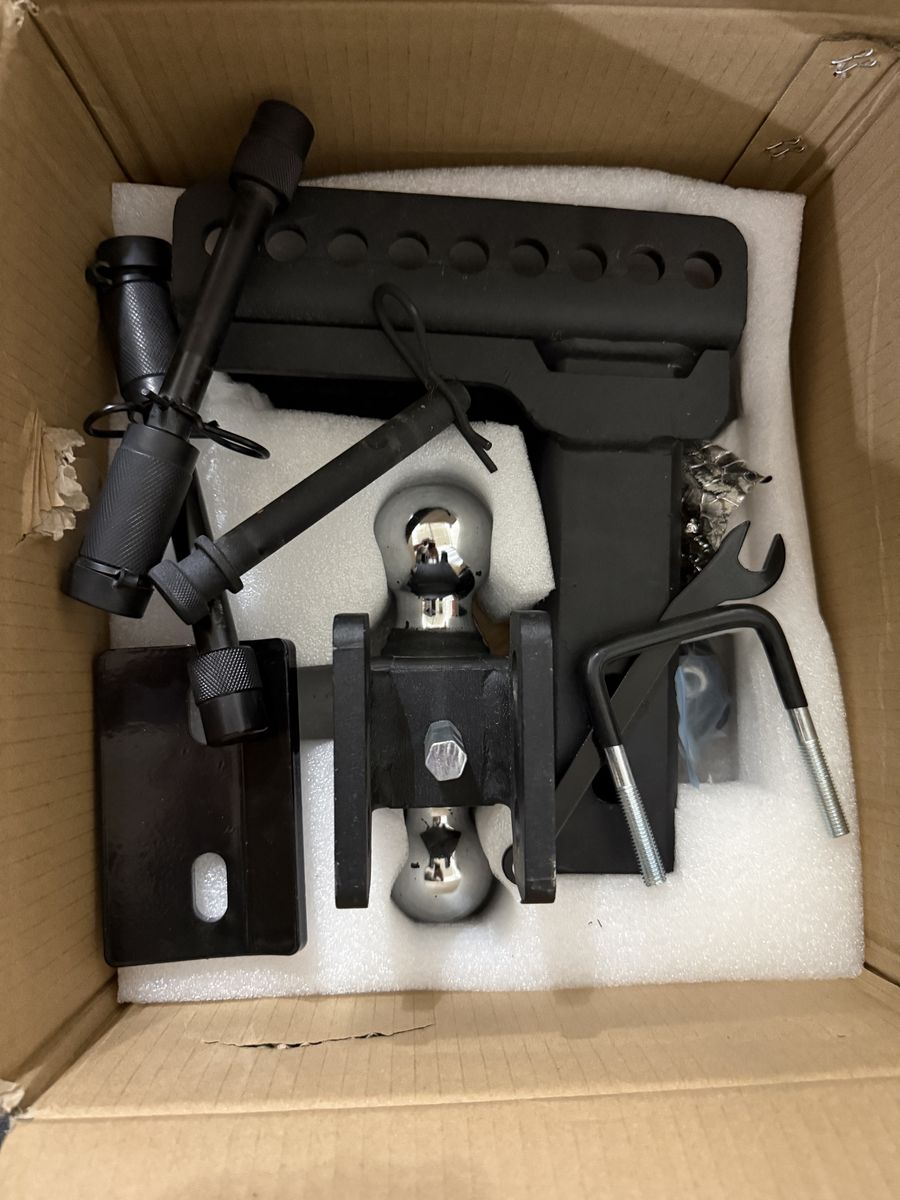 Main image 3