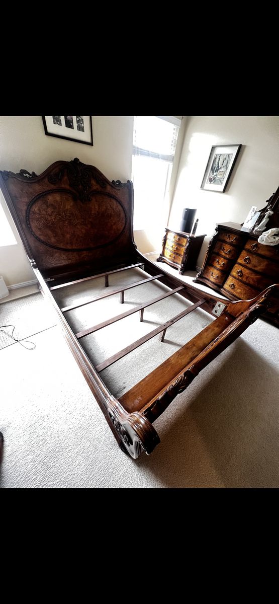 Pulaski Footboard And Headboard Bedset