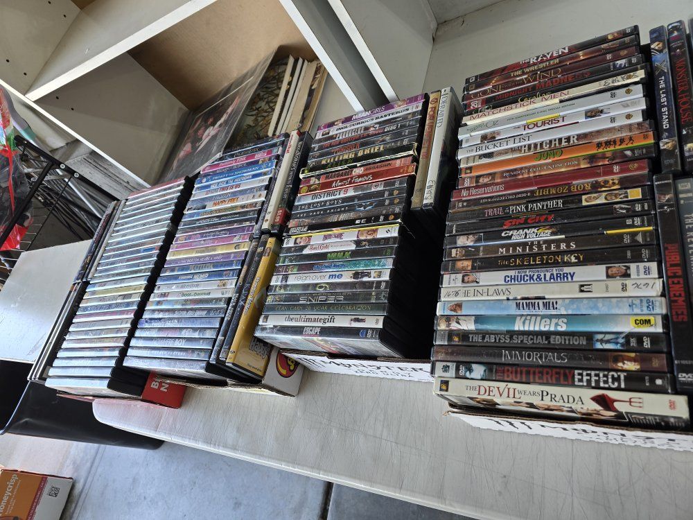 Large Lot of Assorted DVD Movies - Action, Drama, Comedy, Horror, Thriller