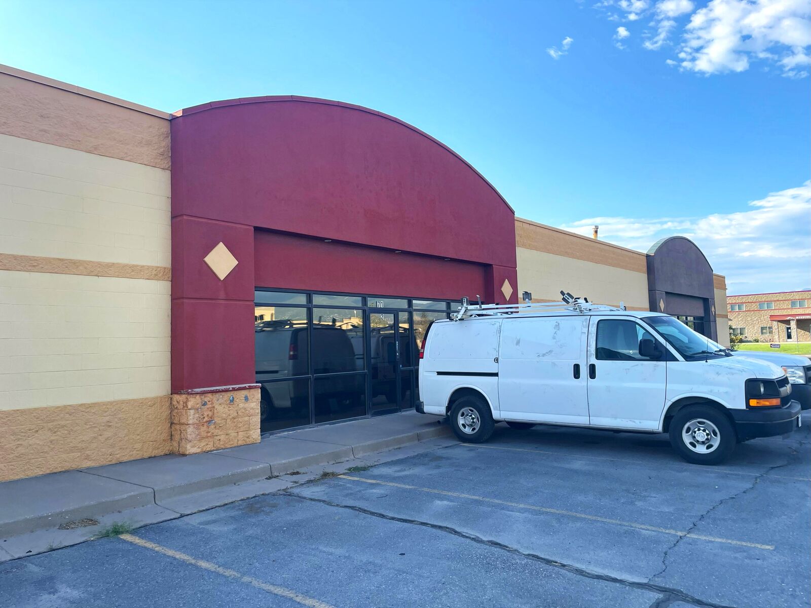 3000 SqFt Flex / Warehouse / Office for Lease