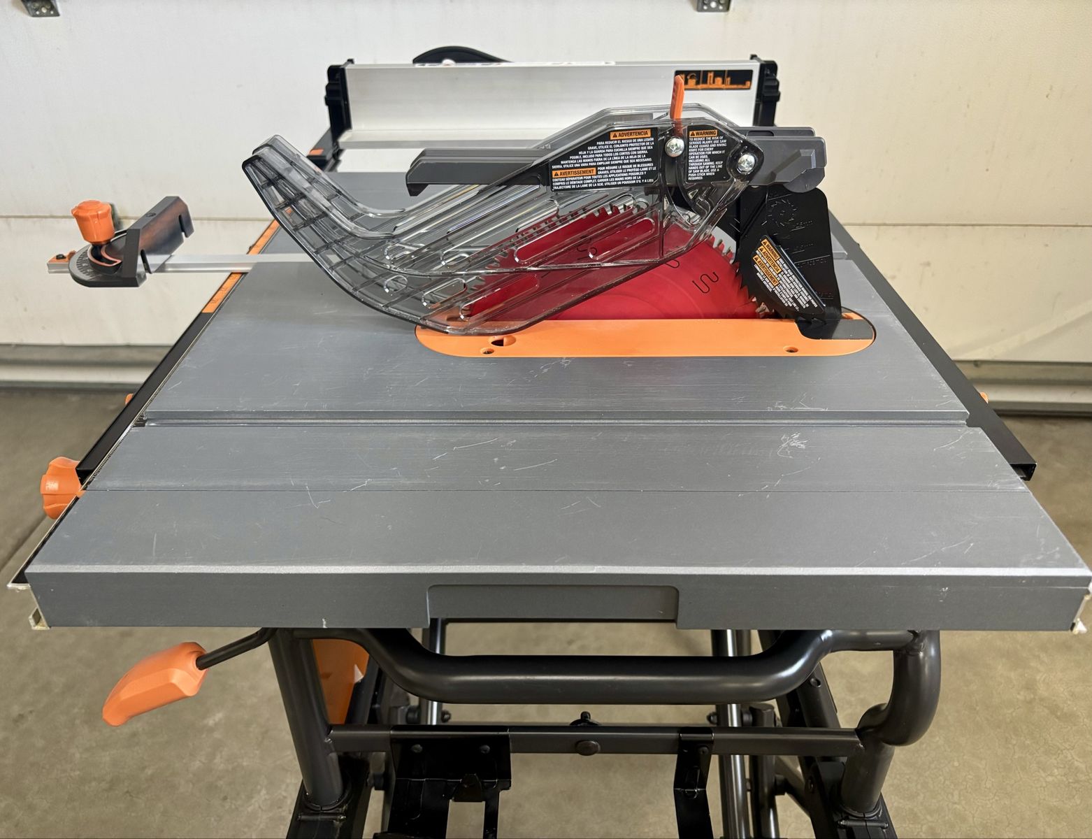 Main image 3