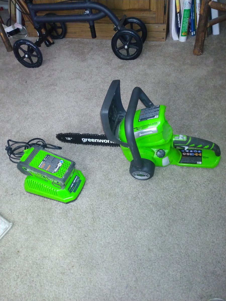 12 inch 40 volt chain saw