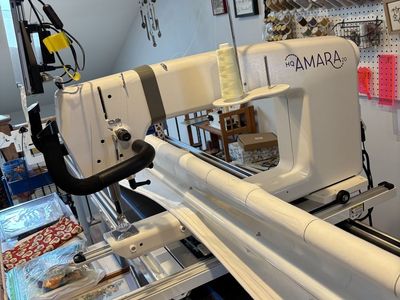 Handi Quilter Amara 20 with Pro-Stitcher (used)