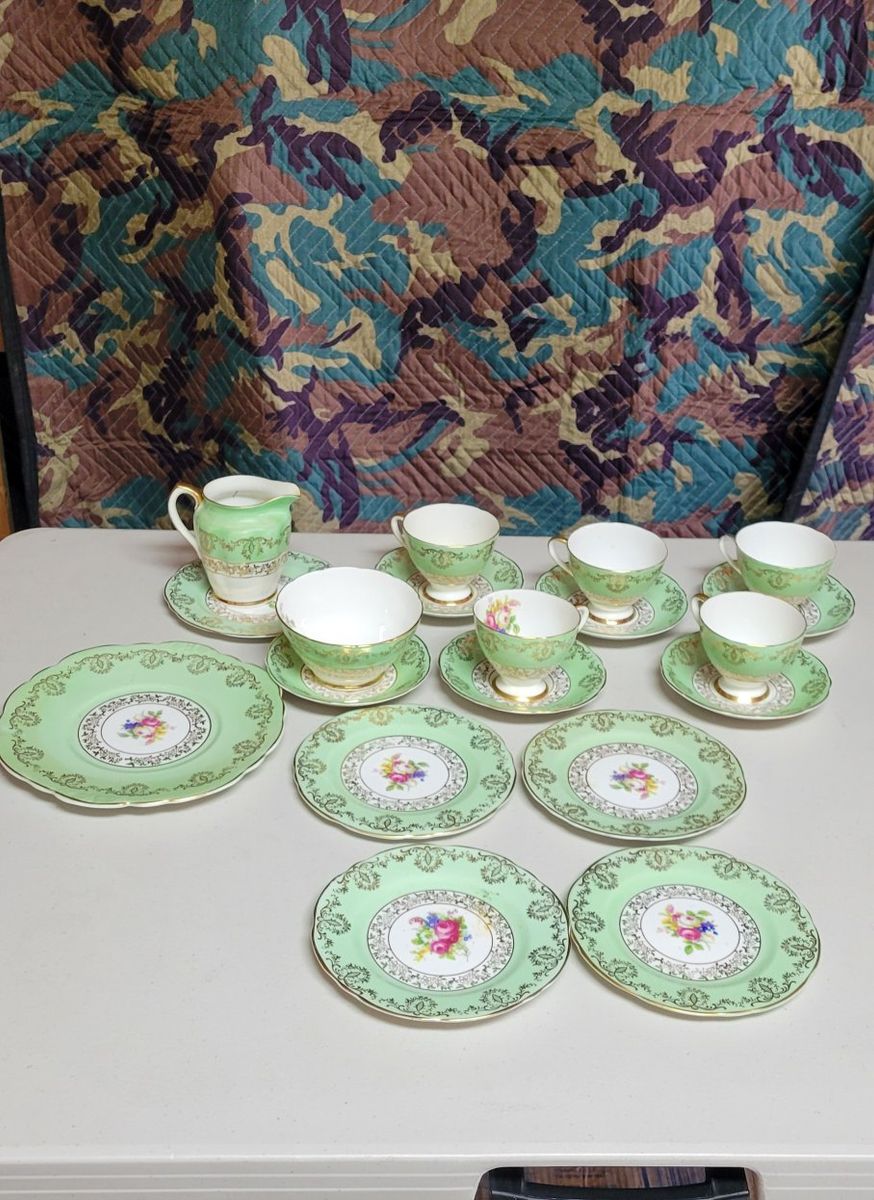 Collingwood China Green Gilt and Floral