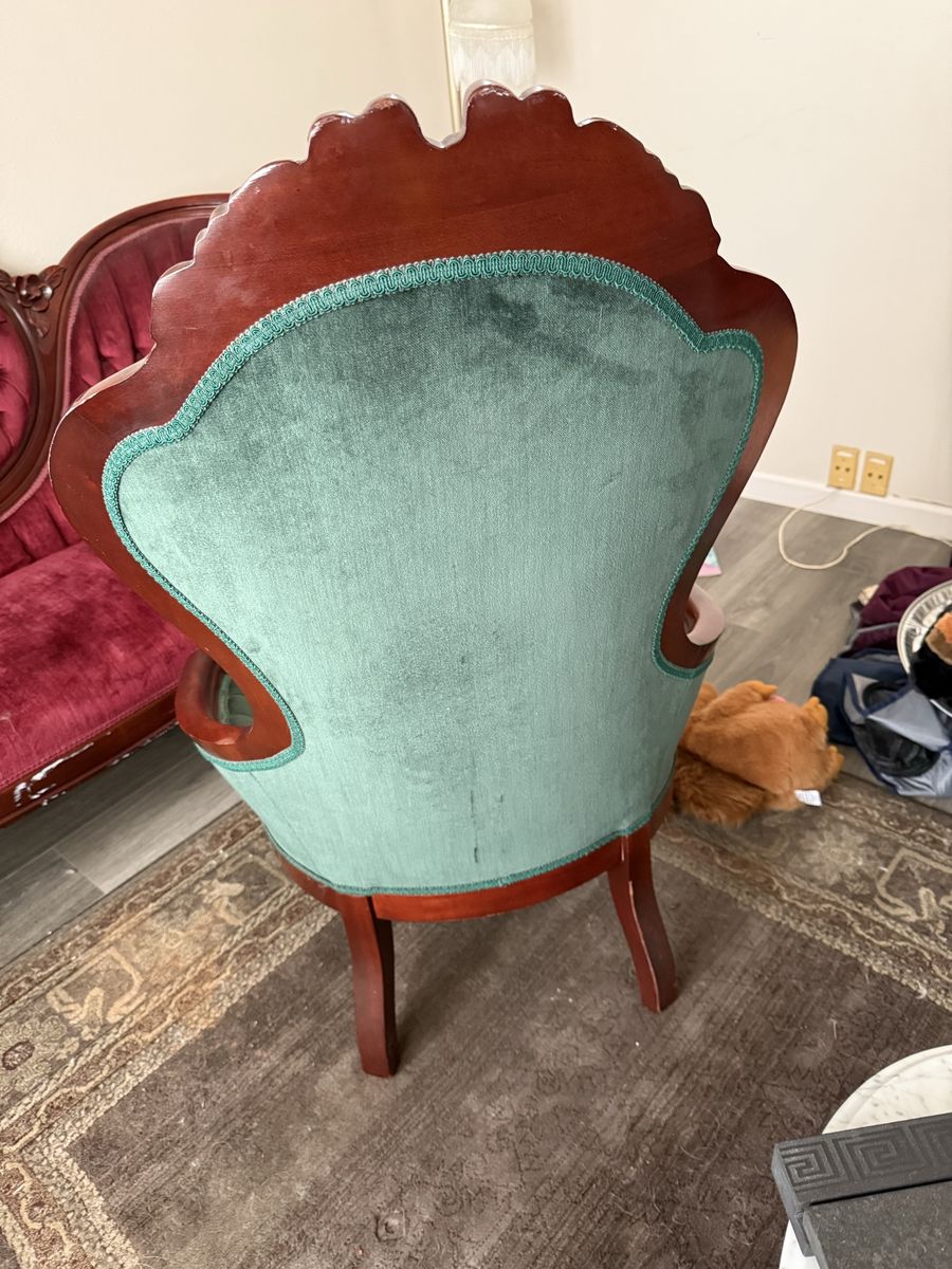 Main image 4