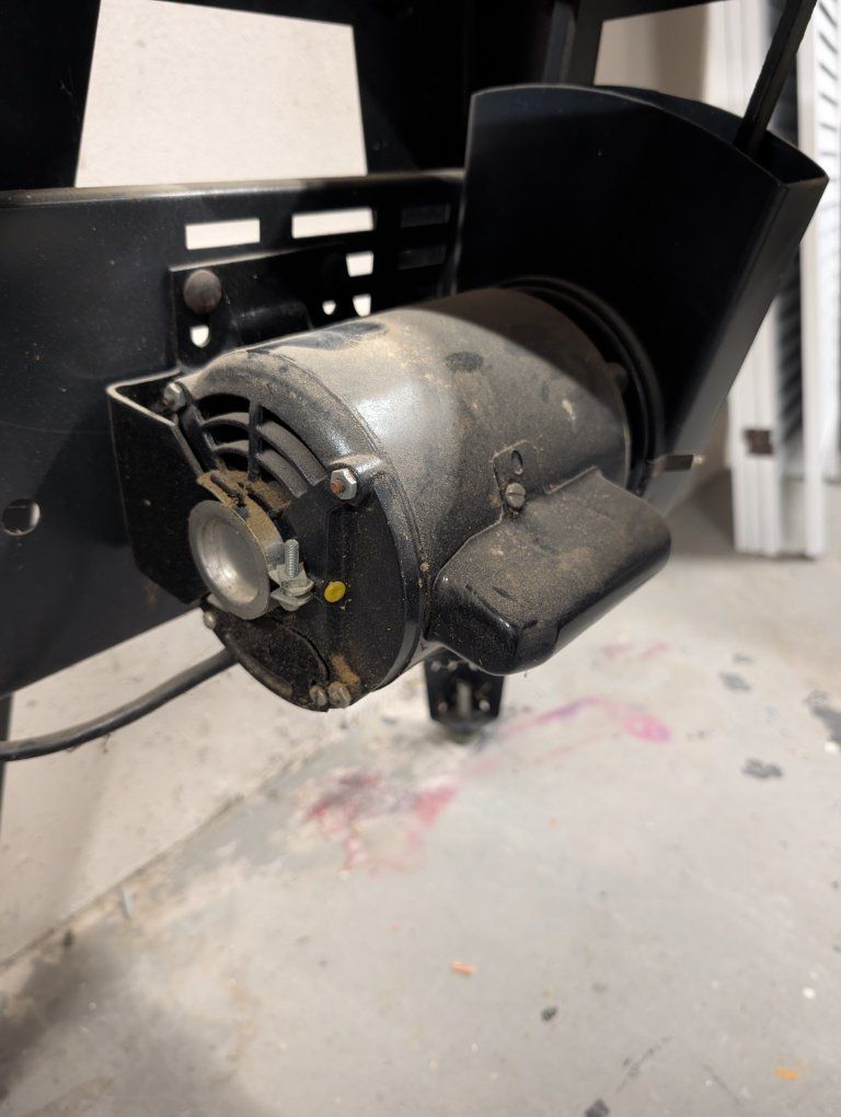 Main image 3