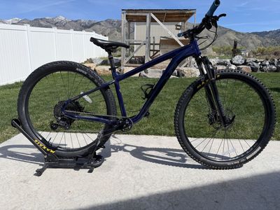 Kona Mahuna Hardtail 29ers- Medium