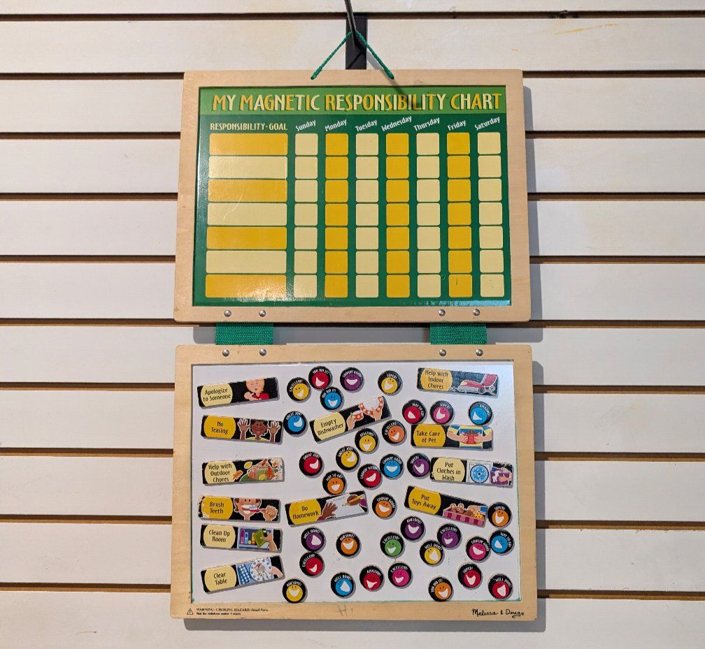 Melissa & Doug My Magnetic Responsibility Chart Wooden Chore Board