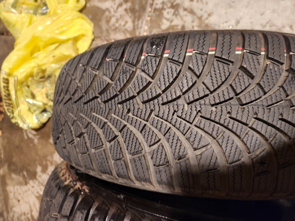 Goodyear Snow tires 205/55R16
