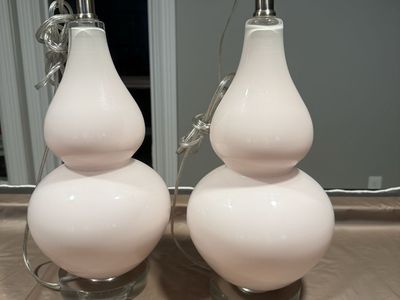 Pair of Light Pink Double Gourd Table Lamps with Clear Bases