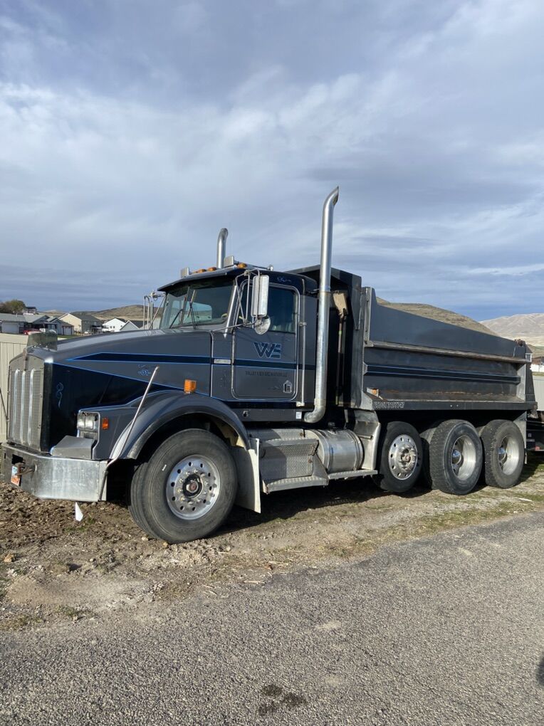 1988 Kenworth T-800