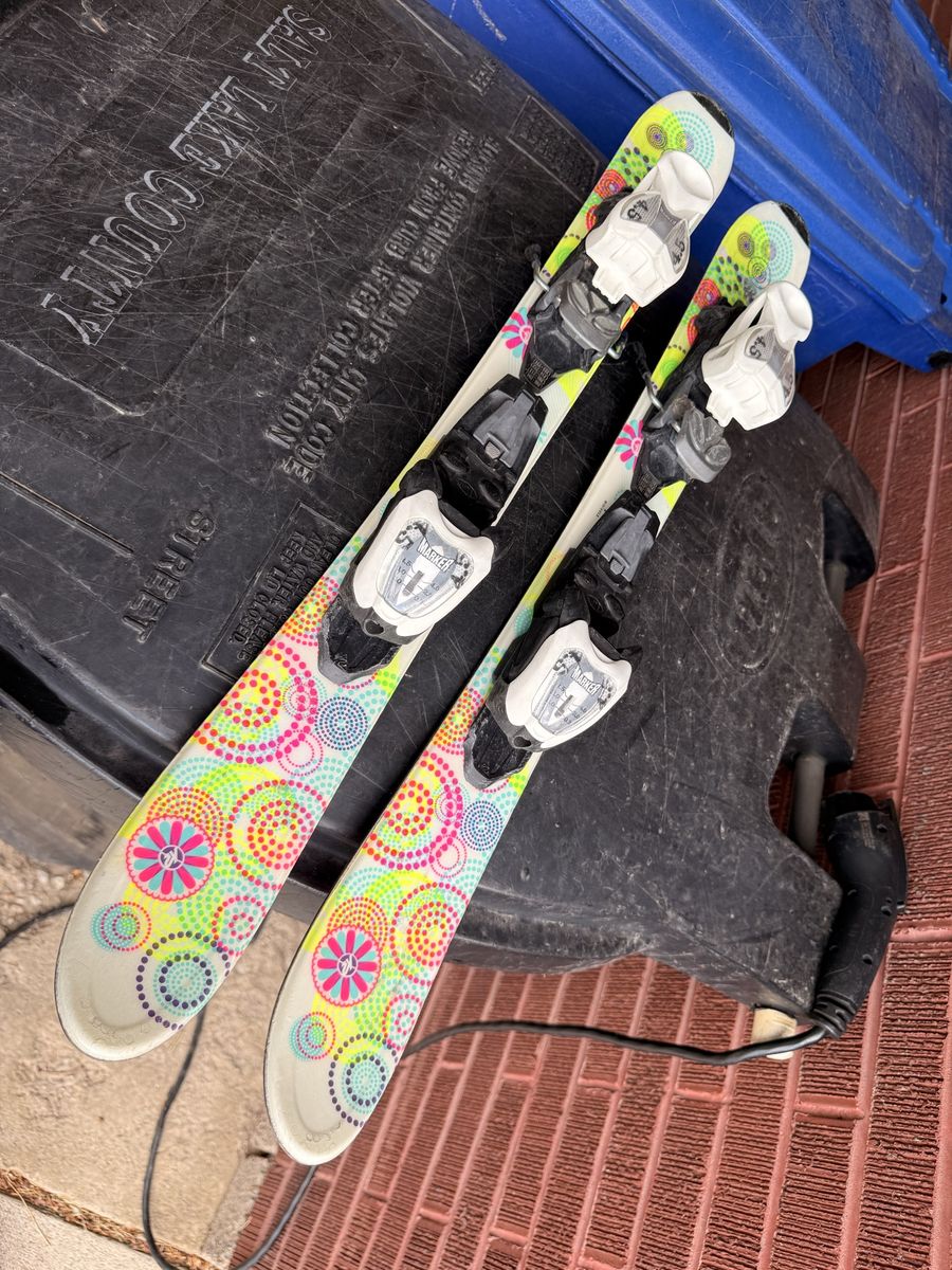K2 Downhill Skis with Marker 4.5 Bindings Colorful Floral Pattern Used