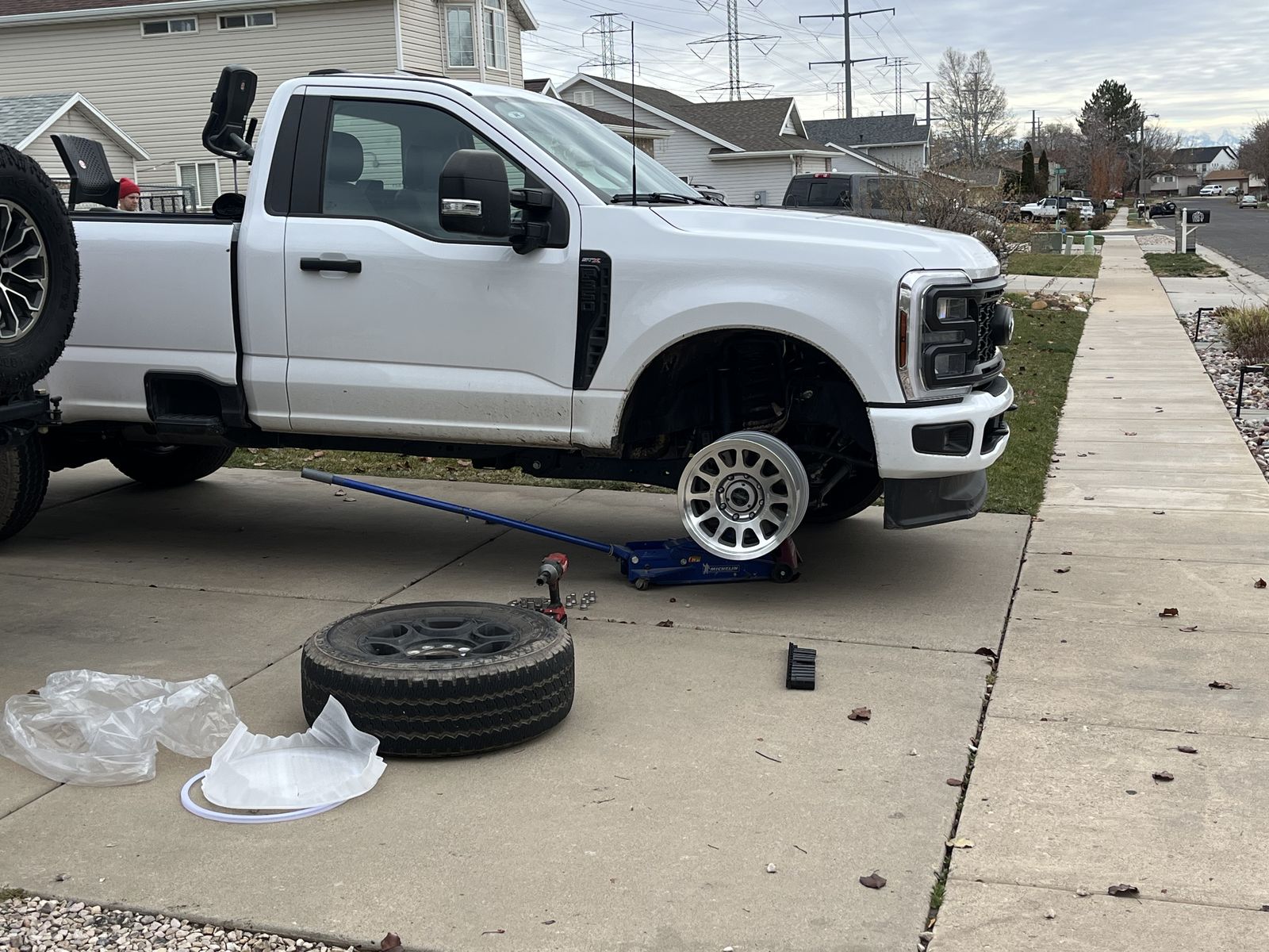 4 New Method Race wheels 8x170