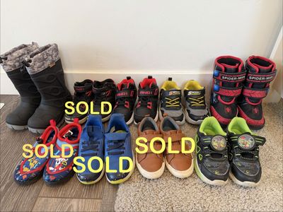 Assorted Kids Shoes Size 9