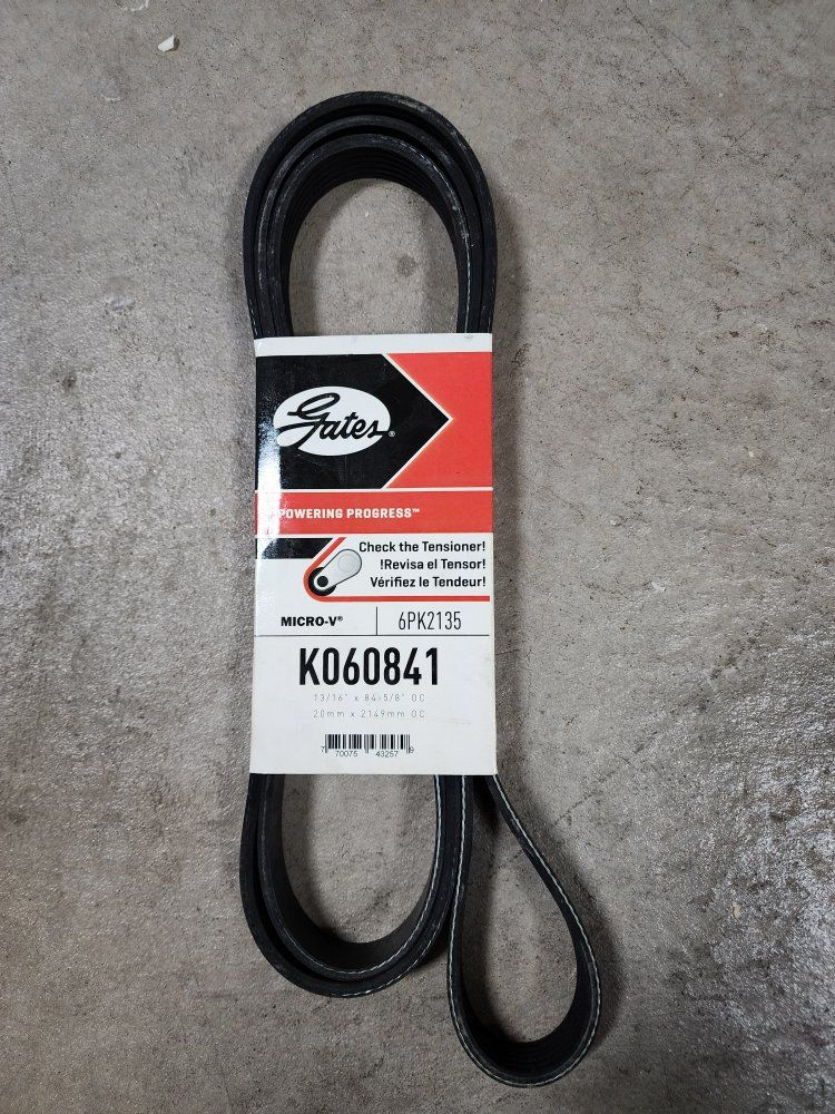 Gates Micro-V Serpentine Belt K060841 / 6PK2135