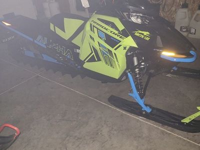 Arctic Cat Hardcore 8000 Alpha Snowmobile Green/Blue