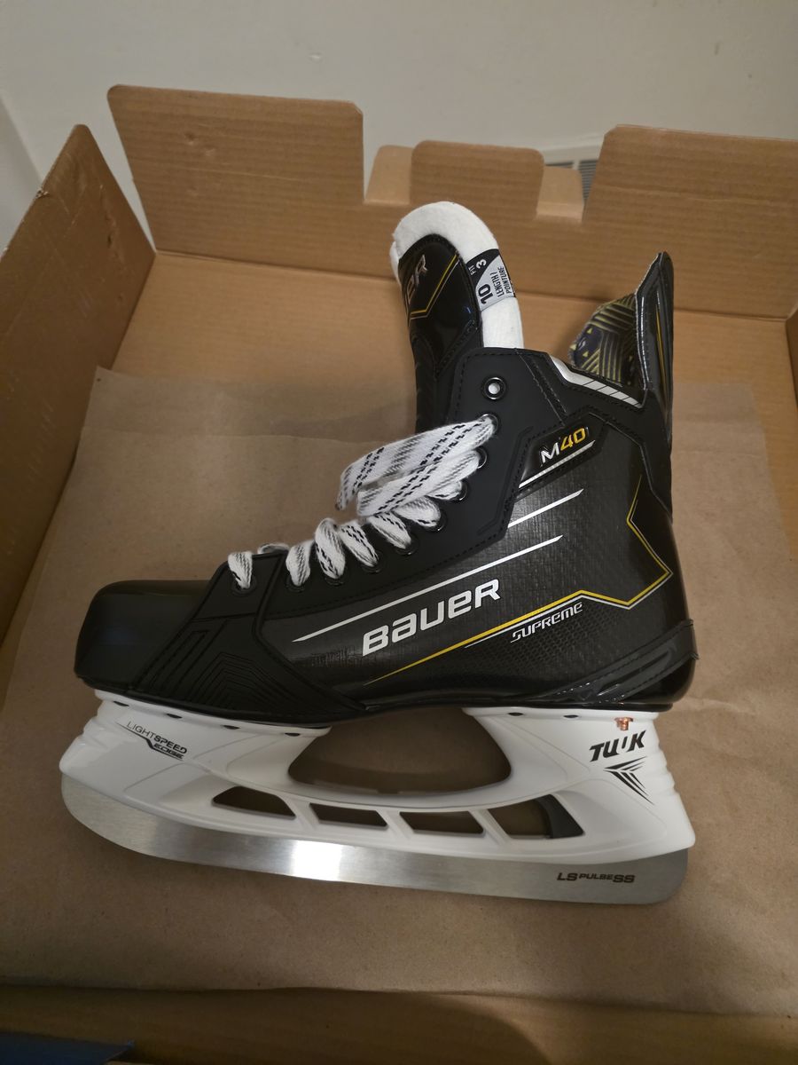 Bauer Supreme M40 Ice Hockey Skates - Senior