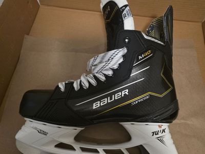 Bauer Supreme M40 Ice Hockey Skates - Senior