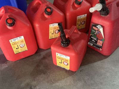 6 Gas containers 5/ 5-Gallon 1/ 1 Gallon