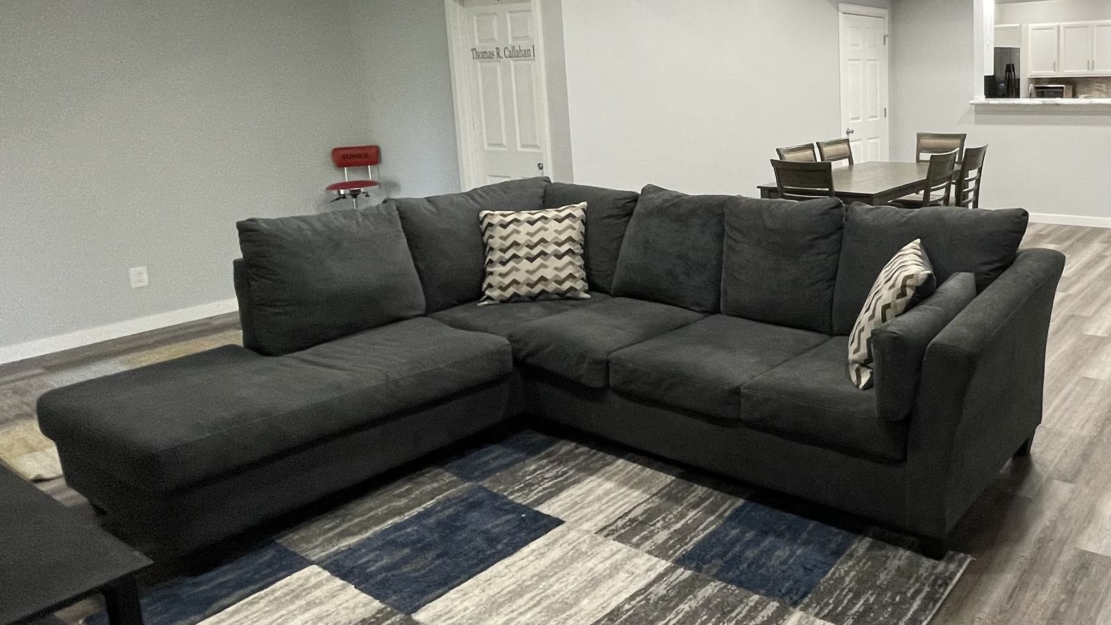 Sectional Couch – Dark Gray