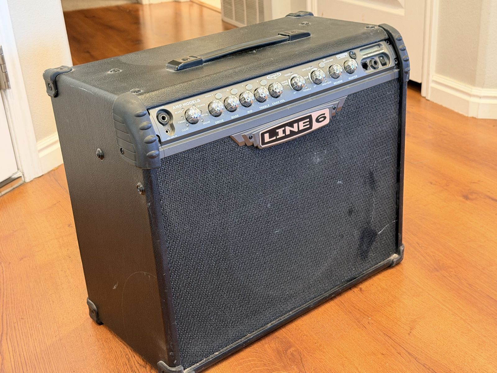 Line 6 Guitar Amplifier - May or may not work