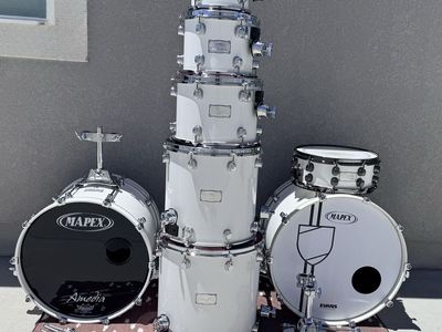 8 Pc Mapex Saturn 3 Drum Set, one owner