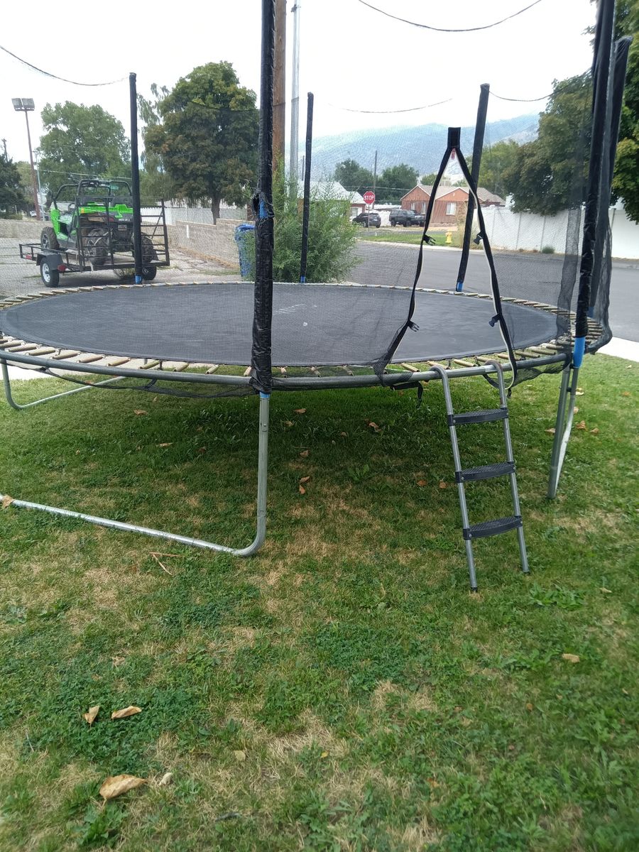 Trampoline