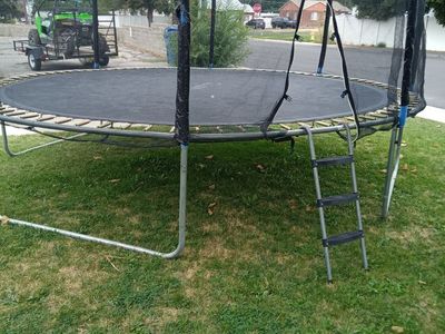Trampoline