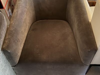 Spinning chairs. Nice soft and comfortable