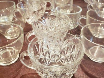 Glass punch cups